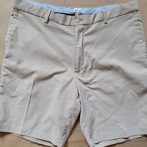 Peter Millar Crown Comfort Shorts Men’s Size 36 Stone Color Gently Worn